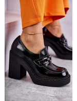 Lakované boty na masivním sloupku  Černé Jaime
