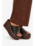 Dámské pantofle na platformě s cvočky černé Mareline