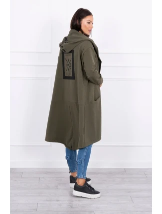 Kaki bunda s kapucí nadměrné velikosti