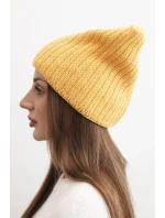Dámská zimní čepice z vlny s kočičím střihem z žebrované pleteniny K419 žlutá