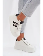 Dámské tenisky na platformě s bílým přívěskem Palvessa