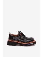 Kožené dámské lakované polobotky Artiker 57C0176 Černé