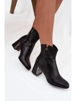 Zateplené kožené boty na podpatku Maciejka K7203-04 Černé