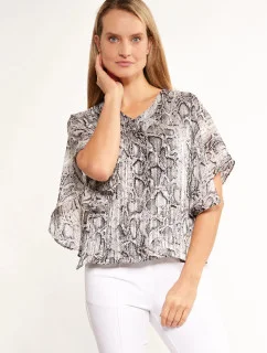 Dámská halenka s volánem na rukávech BLU2020-M19 šedá se vzorem - Monnari