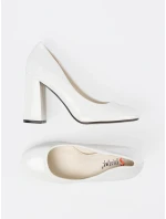 Jedinečné  lodičky dámské bílé na širokém podpatku