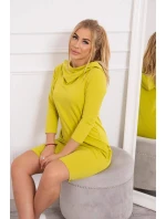 Šaty s kapucí a kapsami na kiwi