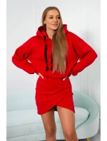 Zateplené šaty s obálkovým dnem červené