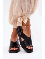 Dámské lakované sandály na klínku z eko kůže - černé Quilara