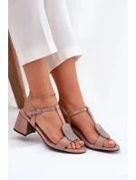 Dámské lakované kožené sandály na sloupku s ozdobou - béžové Vinceza