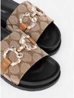 Pohodlné černé nazouváky dámské na plochém podpatku Pohodlné černé nazouváky dámské na plochém podpatku