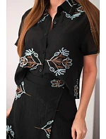 Dámský komplet košile s krátkým rukávem a sukně-šortky vyšívané černá