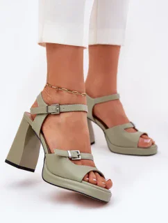 Sandály na podpatku model 212825 Step in style