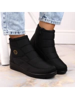 Novinky W EVE437A černé sněhule na podpatku