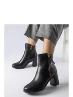 Boty na podpatku model 205097 Solea Boty na podpatku model 205097 Solea