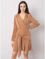 Šaty 322 SK 10099.40 světle hnědá Šaty 322 SK 10099.40 světle hnědá