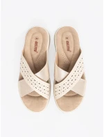 Klasické Jasnobeżowy  nazouváky dámské platforma