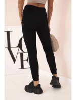 Dámské bavlněné cargo kalhoty s kapsami a řetízkem béžové