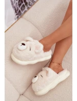 Kožešinové pantofle s motivem medvěda bílé Galine
