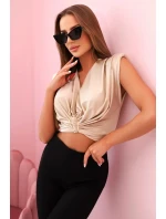 Dámská halenka s hlubokým výstřihem a ozdobným detailem béžový
