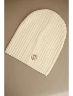 Dámská čepice s pruhy a ozdobným knoflíkem s přídavkem viskózy a modalu ecru