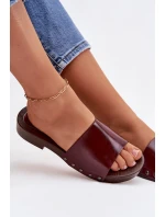 Dámské pantofle s přezkami na nízkém podpatku bordó Brinalle