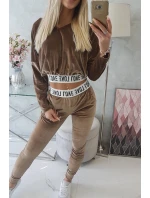 Velurová souprava s kapucí hnědá Velurová souprava s kapucí hnědá