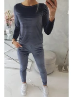 Velurová souprava se záhybem na zadní straně grafitová Velurová souprava se záhybem na zadní straně grafitová