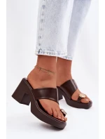 Dámské Pantofle na Podpatku se Zlatým Detalem Čokoládové Sinora