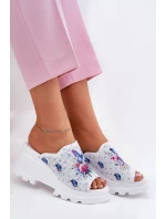 Dámské Kožené Sandały Na Klínu Artiker 56C0428 Bílé