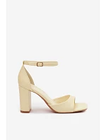 Dámské sandály na podpatku z umělé kůže žluté Melvra