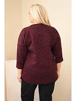 Dámská halenka Plus Size s leopardím vzorem s delším zadním dílem bordó czerwony