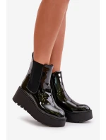 Lakýrované dámské kotníkové boty na platformě a klínku, černé Wloedia