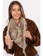 Šátek  model 223051 AT