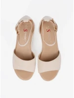 Pohodlné dámské sandály Jasnobeżowy na klínku Pohodlné dámské sandály Jasnobeżowy na klínku