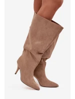 Dámské kozačky na jehlovém podpatku z ECO semiše Noretta – béžové Dámské kozačky na jehlovém podpatku z ECO semiše Noretta – béžové