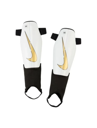 Fotbalové chrániče Nike Charge DX4608-101 Fotbalové chrániče Nike Charge DX4608-101