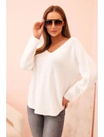 Dámský svetr s viskózou a výstřihem do V bílý Dámský svetr s viskózou a výstřihem do V bílý