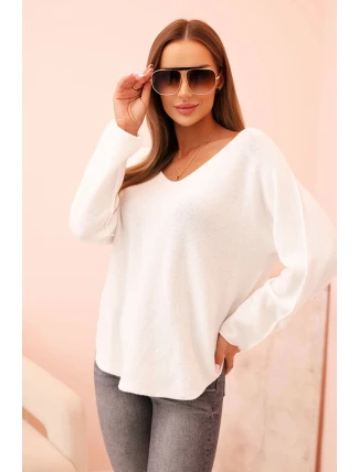 Dámský svetr s viskózou a výstřihem do V bílý Dámský svetr s viskózou a výstřihem do V bílý