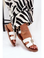 Ploché sandály s výřezy a ozdobou bílé Bohalis