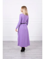 Šaty s ozdobným páskem a nápisem purple