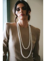 S412 Tužkové šaty s ozdobnými rameny - béžové S412 Tužkové šaty s ozdobnými rameny - béžové