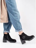 Jedinečné dámské černé kotníčkové boty na širokém podpatku Jedinečné dámské černé kotníčkové boty na širokém podpatku