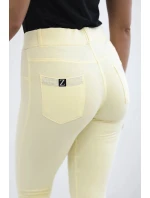 Bavlněné kalhoty se zirkony na zadních kapsách žlutý Bavlněné kalhoty se zirkony na zadních kapsách žlutý