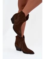 Dámské kovbojské kotníkové boty z přírodní velurové kůže Beretta – čokoládové Dámské kovbojské kotníkové boty z přírodní velurové kůže Beretta – čokoládové