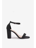 Dámské lesklé sandály na podpatku 1-215 Černé - Queen VIVI