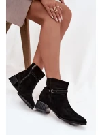 Dámské kozačky z přírodního semiše na klínu zateplené D&A CR52-651 Černé Dámské kozačky z přírodního semiše na klínu zateplené D&A CR52-651 Černé