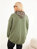 Dámská mikina Plus Size viskózová s kapucí a leopardími vložkami khaki Dámská mikina Plus Size viskózová s kapucí a leopardími vložkami khaki