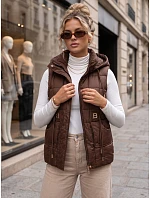 Dámská prošívaná vesta s kapucí, hnědá, FashionStreet TY5975 Dámská prošívaná vesta s kapucí, hnědá, FashionStreet TY5975
