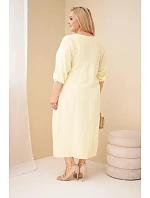 Dámské šaty plus size bavlněné mušelínové s výstřihem do V žlutá