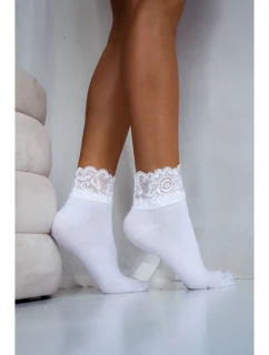 Dámské Ponožky S Širokou Krajkou Bílé